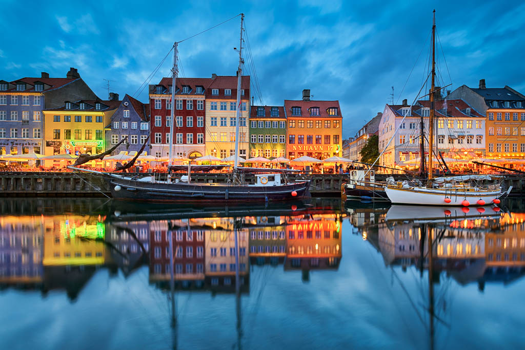 Nyhavn in Copenhagen at night