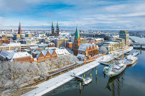 Schlachte in Bremen, Deutschland an einem sonnigen Wintertag von Michael Abid