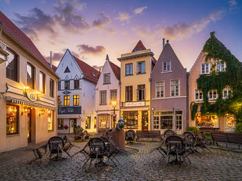 Sonnenaufgang im Schnoor, Bremen