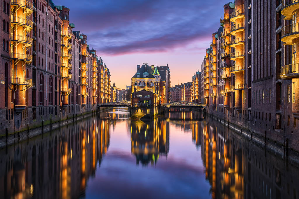 Speicherstadt district in Hamburg at night