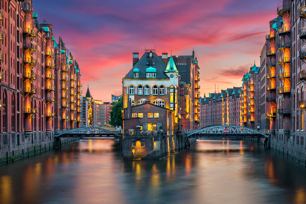 Sonnenuntergang in der Speicherstadt in Hamburg