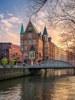 Sonnenuntergang in der Speicherstadt in Hamburg