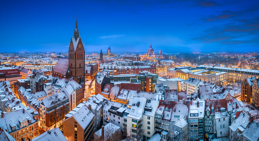 Wandbild Skyline Hannover | von Winterliche