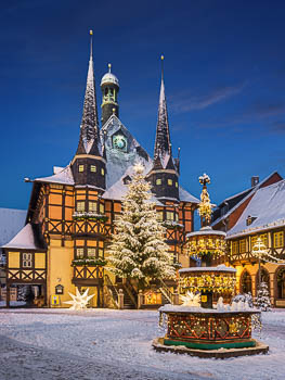 Rathaus von Wernigerode im Winter