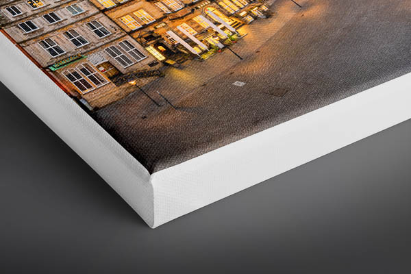 Canvas | Market square of Bremen at night