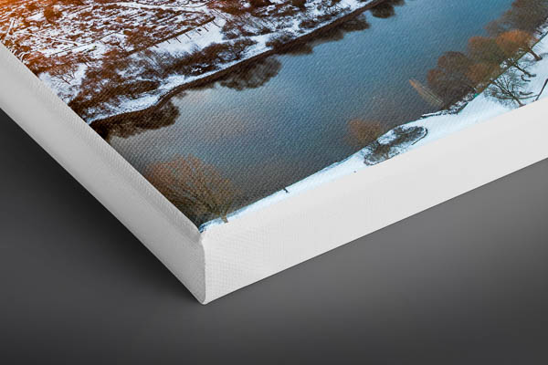 Leinwand | Weserstadion in Bremen bei einem Wintersonnenuntergang