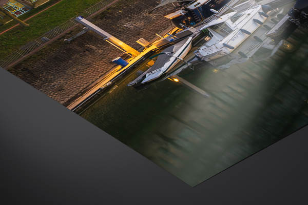 Kunstdruck / Poster | Medienhafen in Düsseldorf bei Sonnenuntergang