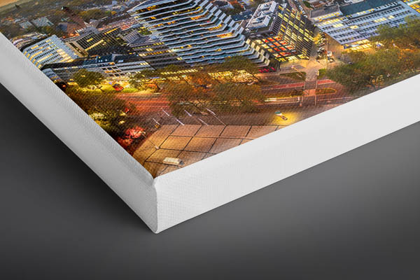Canvas - Night skyline of Essen