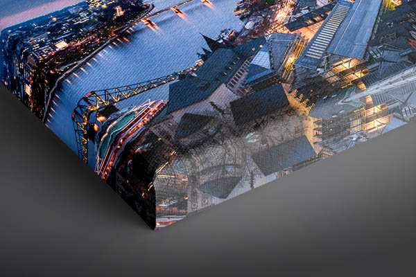 Canvas | Sunset skyline of Frankfurt