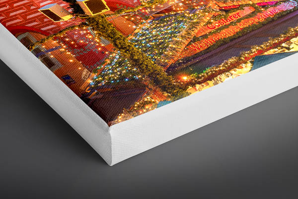 Canvas | Historic buildings with Christmas lights in Goslar