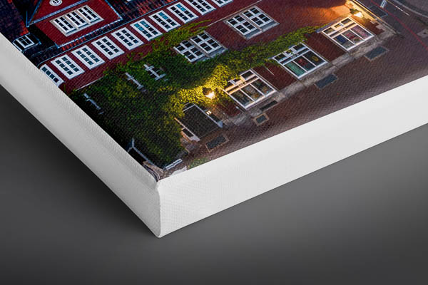 Canvas | Old town of Hannover with Kreuzkirche church