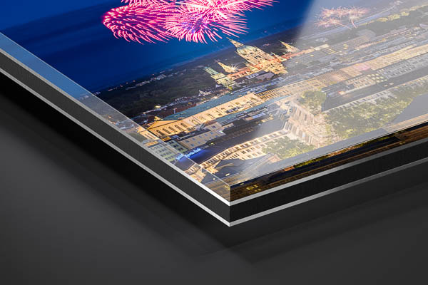 Acrylic Glass | Skyline of Hannover at night with fireworks