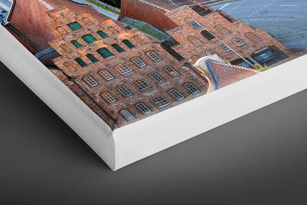 Canvas | Holstentor in Lübeck during autumn sunset