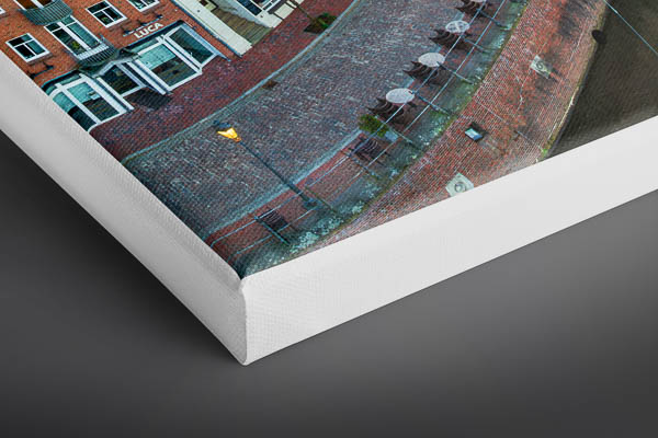 Canvas | Historic harbor in Stade