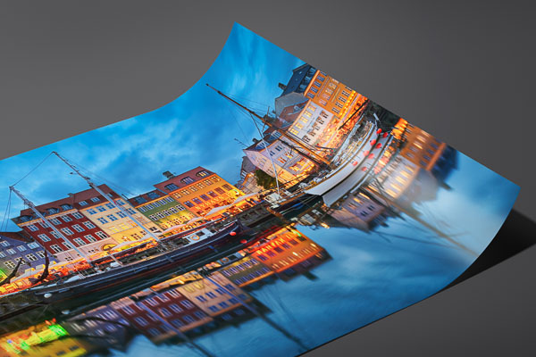 Fine Art Print | Nyhavn in Copenhagen at night