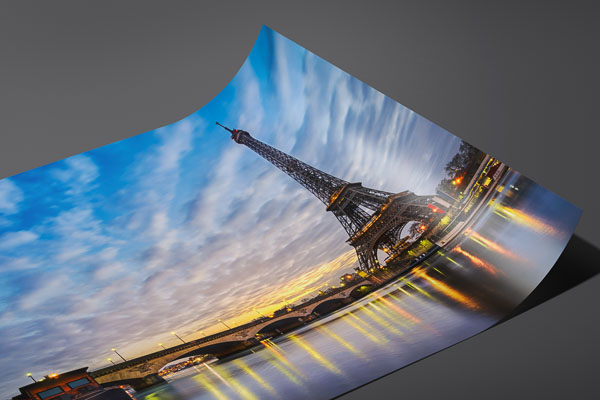 Kunstdruck / Poster | Sonnenaufgang am Eiffelturm in Paris