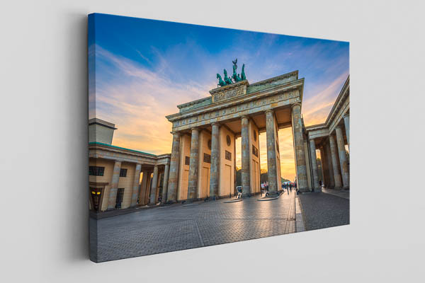 Canvas - Brandenburg gate in Berlin during sunset