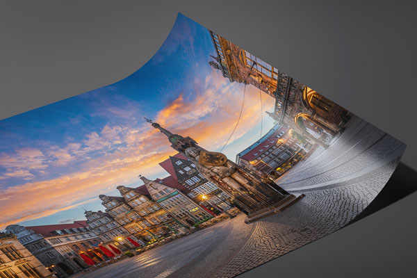 Kunstdruck / Poster | Marktplatz und die Roland-Statue in Bremen