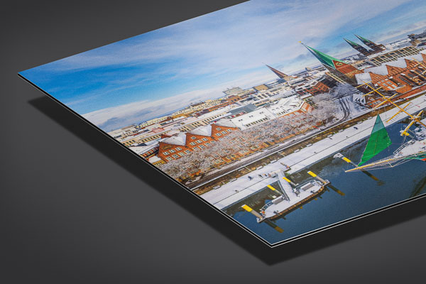 Metal Print | Schlachte in Bremen on a winter day