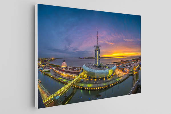 Canvas | Panoramic view of Klimahaus in Bremerhaven
