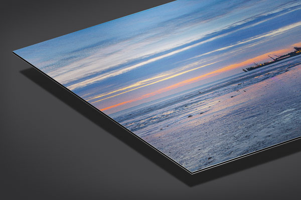 Alu-Dibond | Weserufer bei Nacht in Bremerhaven