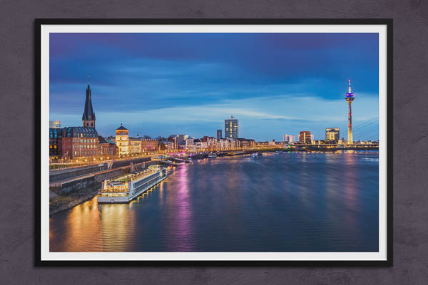Poster / Kunstdruck | Skyline von Düsseldorf und der Rhein