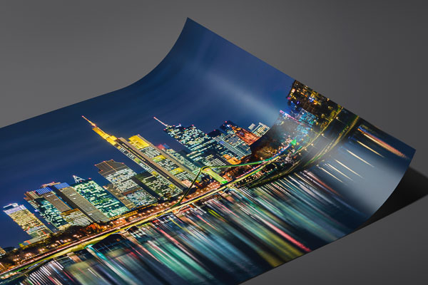 Kunstdruck / Poster | Nächtliche Skyline von Frankfurt