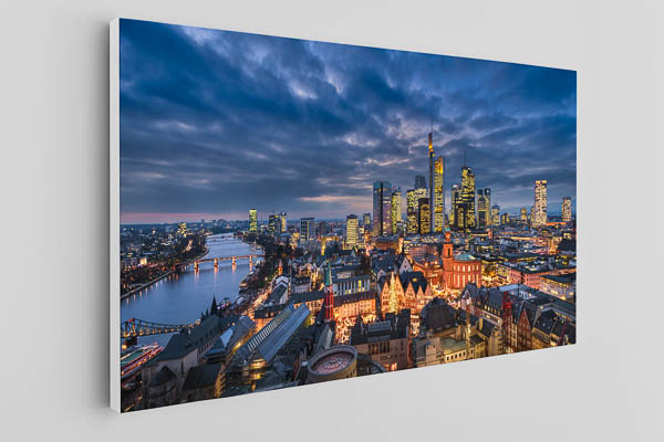 Canvas | Sunset skyline of Frankfurt