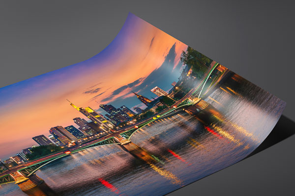 Kunstdruck / Poster | Skyline von Frankfurt zum Sonnenuntergang