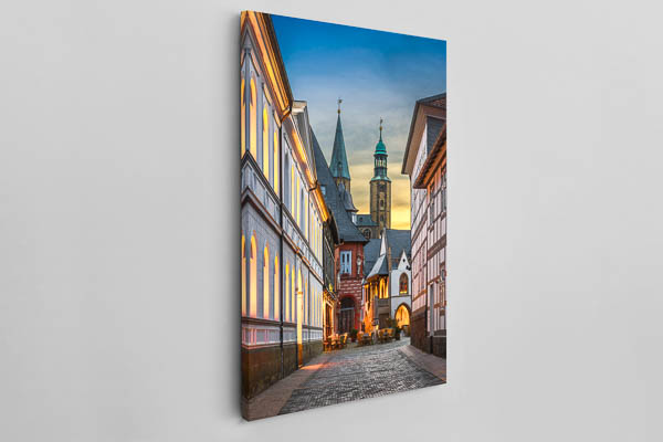 Canvas | Old town of Goslar at night
