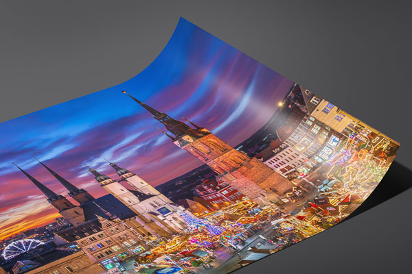 Kunstdruck / Poster | Skyline von Halle (Saale) bei Nacht