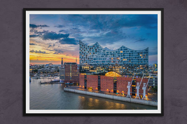 Fine Art Print | Elbphilharmonie in Hamburg at night