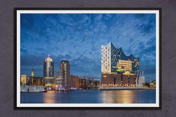 Poster / Kunstdruck | Nächtliche Skyline von Hamburg mit Elbphilharmonie