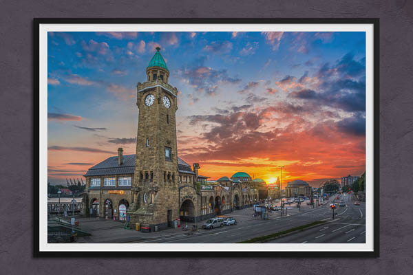 Fine Art Print | Landungsbruecken in Hamburg
