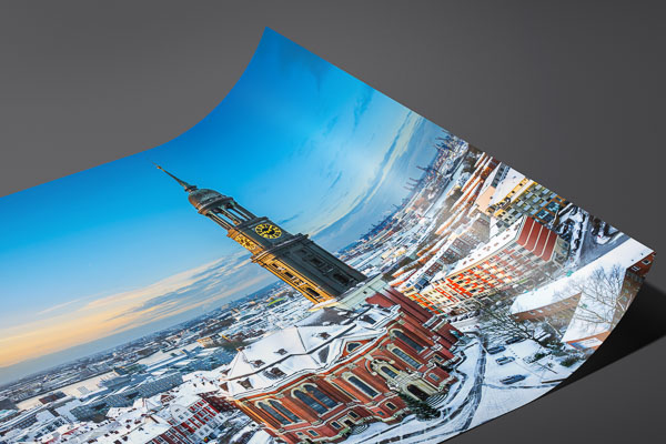 Kunstdruck / Poster | Michel (St. Michaelis Kirche) in Hamburg im Winter