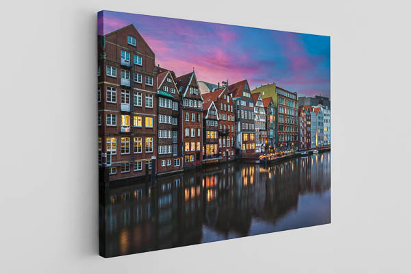 Canvas | Nikolaifleet in Hamburg during sunset