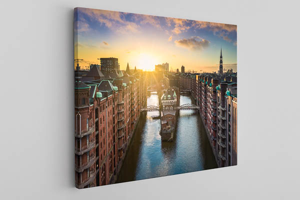 Canvas - Sunset in the Speicherstadt in Hamburg