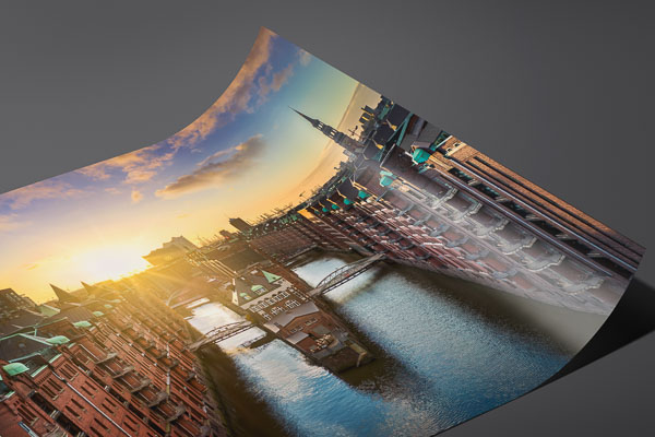Kunstdruck / Poster | Sonnenuntergang in der Speicherstadt in Hamburg