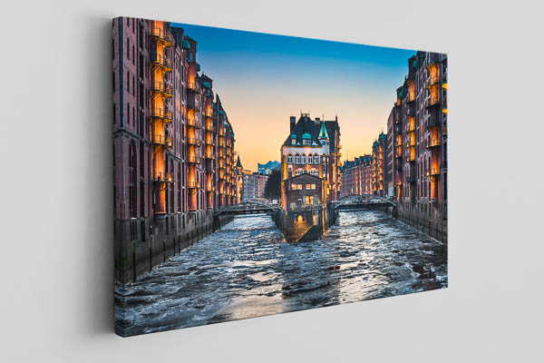 Canvas | Speicherstadt in Hamburg on a winter evening