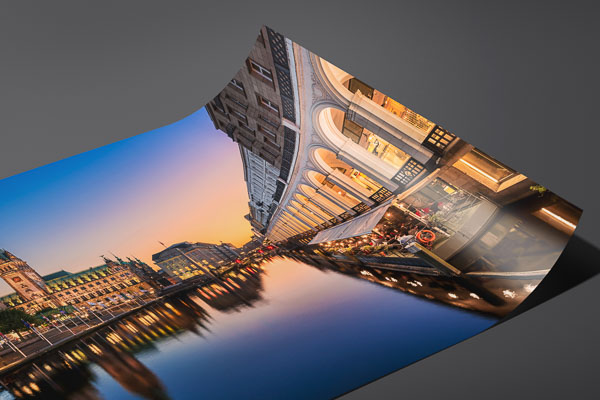 Kunstdruck / Poster | Sonnenuntergang am Rathaus in Hamburg