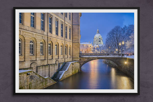 Fine Art Print | Leine river and Town Hall in Hannover during winter