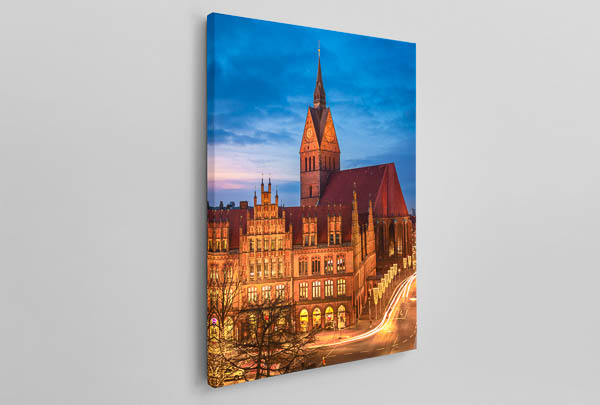 Canvas | Old Town Hall and Marktkirche in Hannover