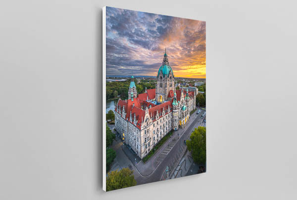 Canvas | Aerial view of the Town Hall of Hannover