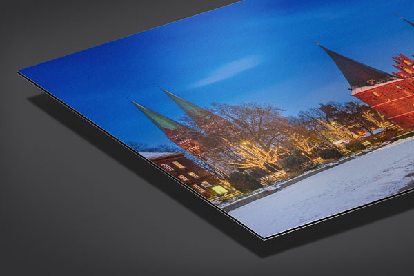 Metal Print | Winter view of Holstentor in Lübeck