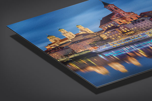 Metal Print | Old Town of Passau at night