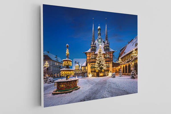 Canvas | Town Hall of Wernigerode during winter