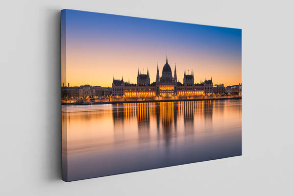 Leinwand | Sonnenaufgang am Parlamentsgebäude in Budapest