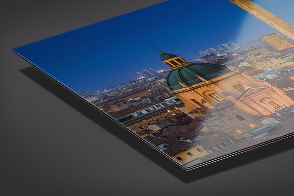 Acrylglas | Nächtliche Skyline von Bologna