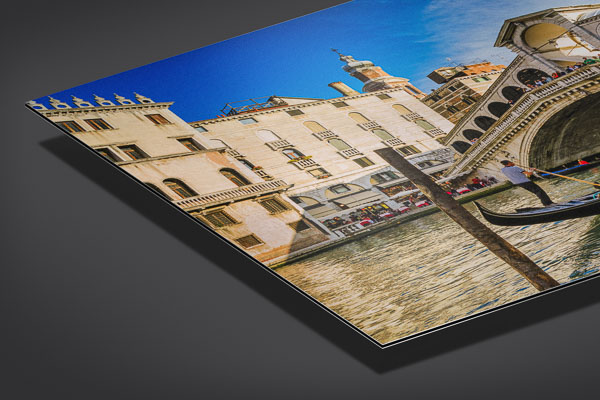 Metal Print | Gondola at the Rialto bridge in Venice