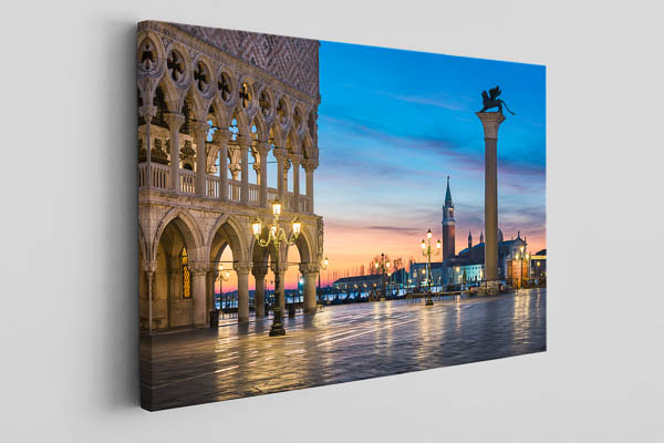 Leinwand | Markusplatz in Venedig bei Nacht